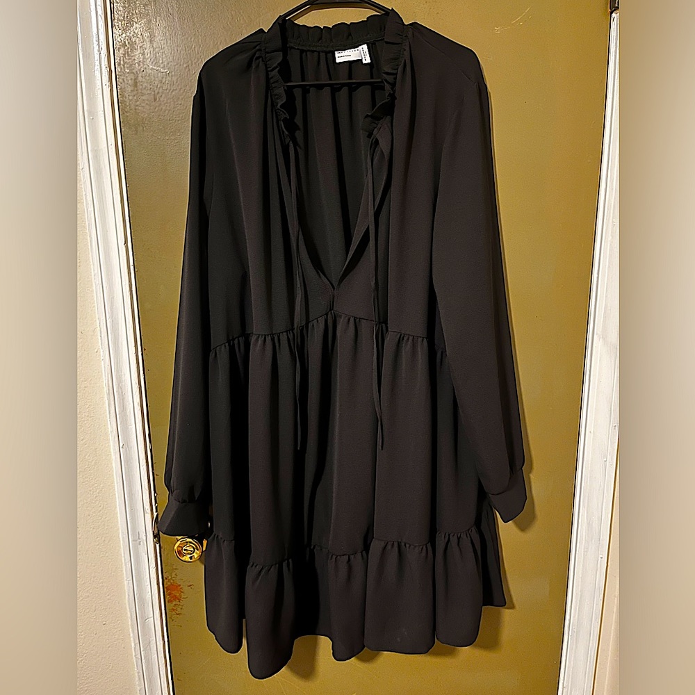 ASOS size 22, color is black